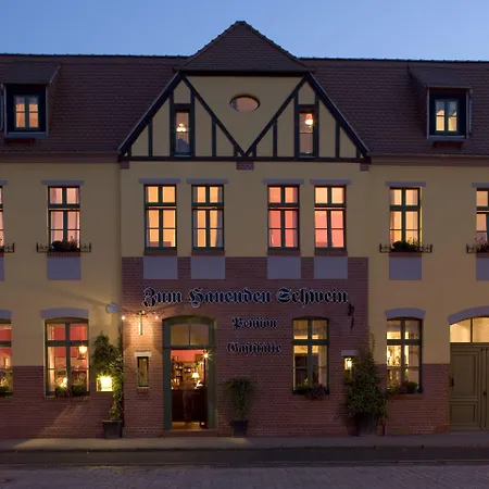 Zum Hauenden Schwein 3*