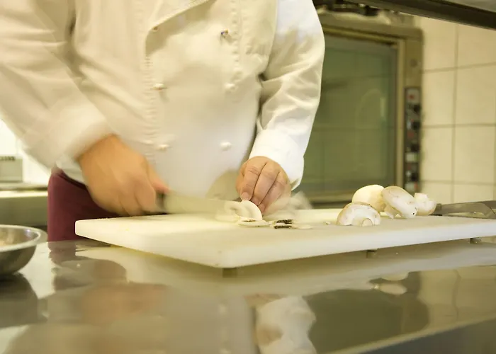 Zum Hauenden Schwein Hotel