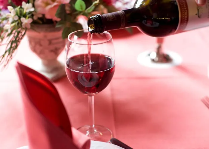 Zum Hauenden Schwein Hotel