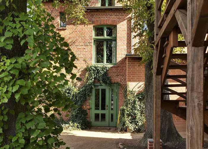 Hotel Zum Hauenden Schwein 3*