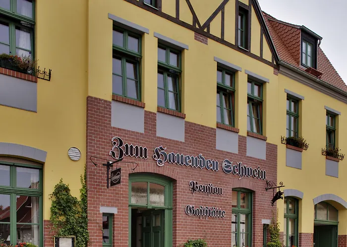 Hotel Zum Hauenden Schwein 3*