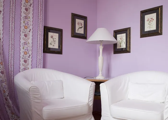 Zum Hauenden Schwein 3*