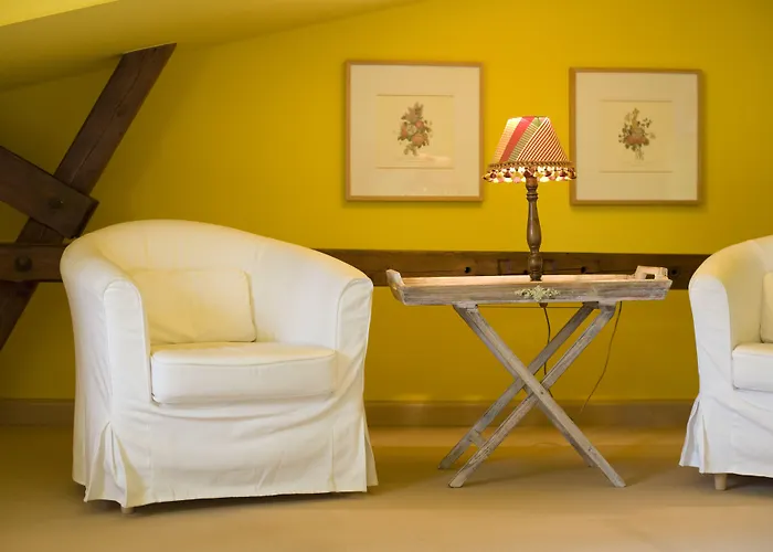 Hotel Zum Hauenden Schwein 3*